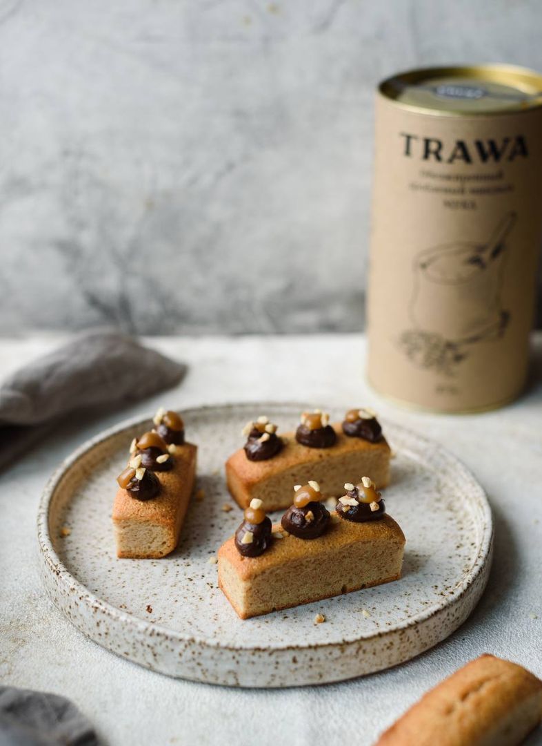 Французский десерт финансье из миндальной муки! TRAWA Trawaoil
