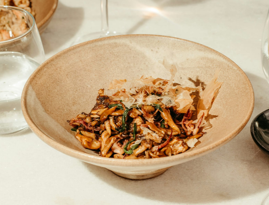 Вешенки с чесноком и пармезаном - TRAWA