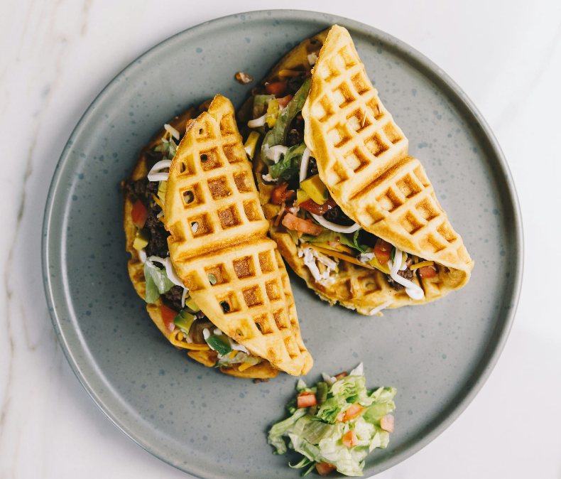 Вафельные тако с овощами и тофу