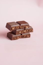 Молочный шоколад с фундучно-шоколадной пастой купить онлайн на сайте TRAWA