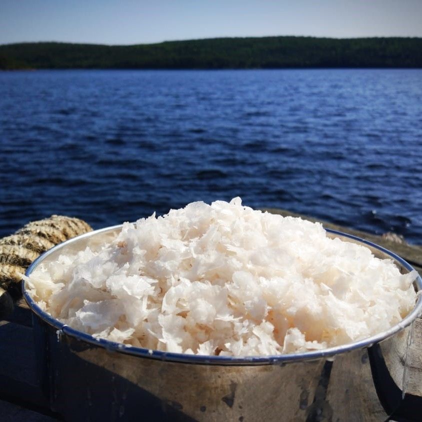 Соль Флер де сель. «Fleur de sel» (флёр-де-сель). Цветочная соль fleur de sel. Морская соль белого моря.