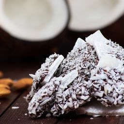 Кокос в Миндальном Шоколаде купить онлайн на сайте TRAWA