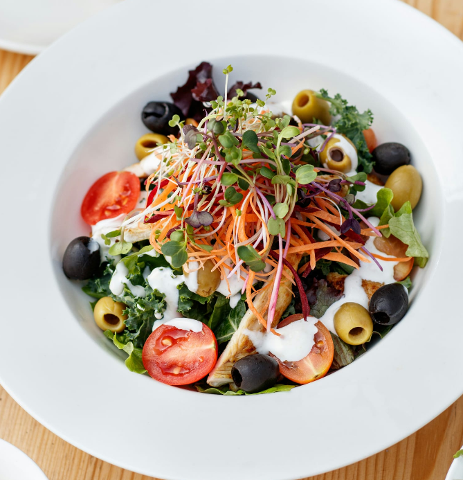 Весенний салат - TRAWA