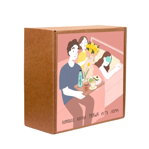 Коробка крафт квадратная 8 марта (специальная наклейка, розовый наполнитель)   купить онлайн на сайте TRAWA